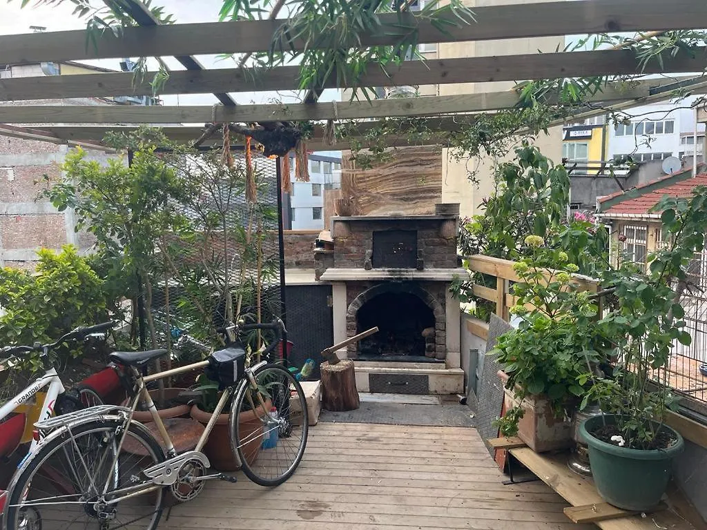 Central Apartment Kadikoy Terrace Bbq Close 2 Block Ferry Bull Metro Nighlife Istanbul