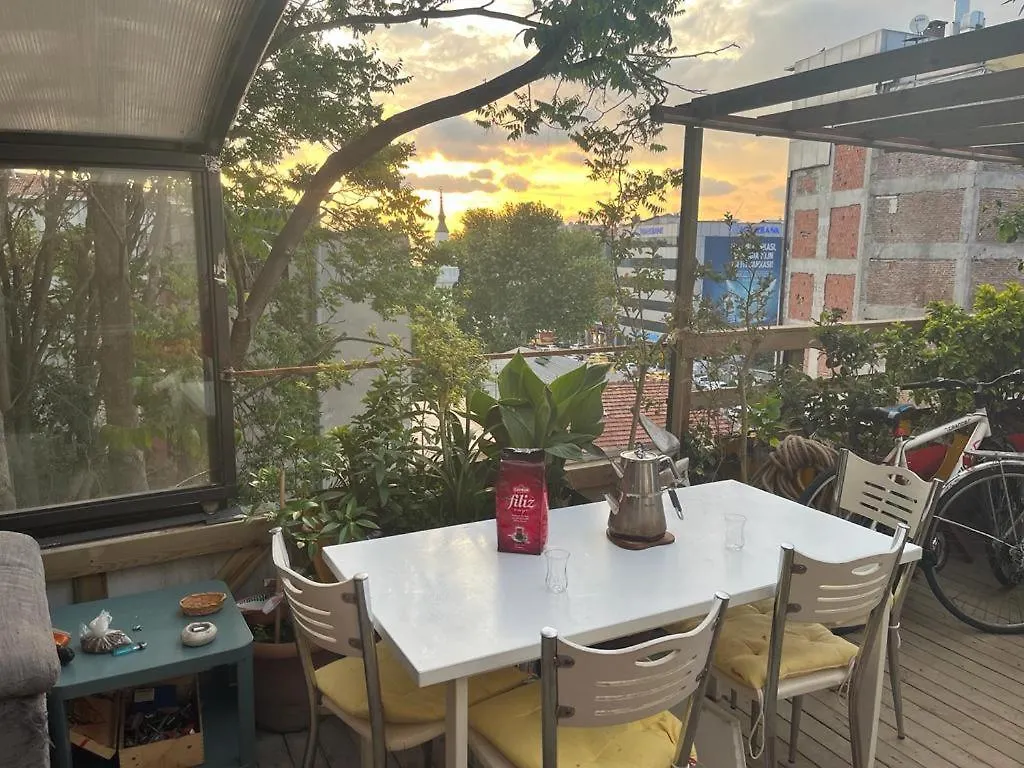 Central Apartment Kadikoy Terrace Bbq Close 2 Block Ferry Bull Metro Nighlife Istanbul 0*,  Turkey
